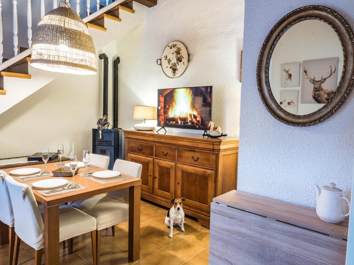 Acogedor Apartamento Entre Montanas Sant Corneli Buitenkant foto