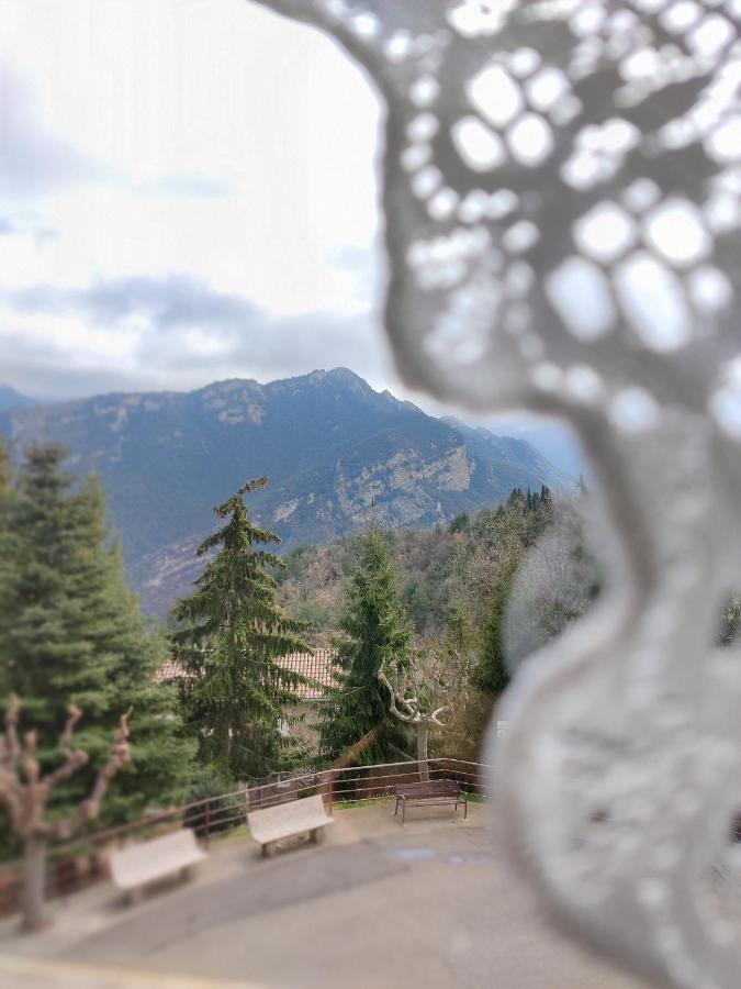 Acogedor Apartamento Entre Montanas Sant Corneli Buitenkant foto